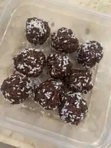 ayurvedic cocoa date balls