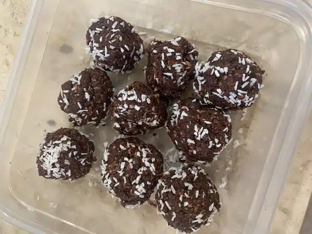 Ayurvedic Cocoa Date Balls Recipe!