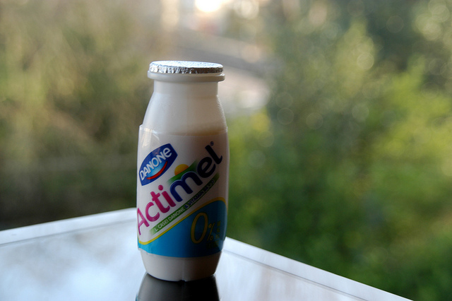 probiotic yogurt beverage